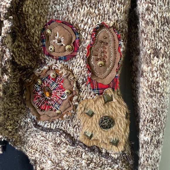 Boston Proper Faux Fur Collar Tie Front Cardigan. - Picture 3 of 16